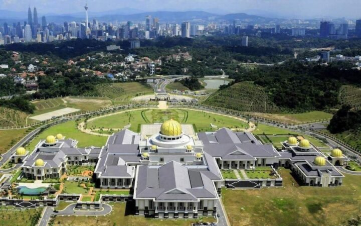 Istana Nurul Iman: Brunei’s Grand Palace and Its Role in Governance